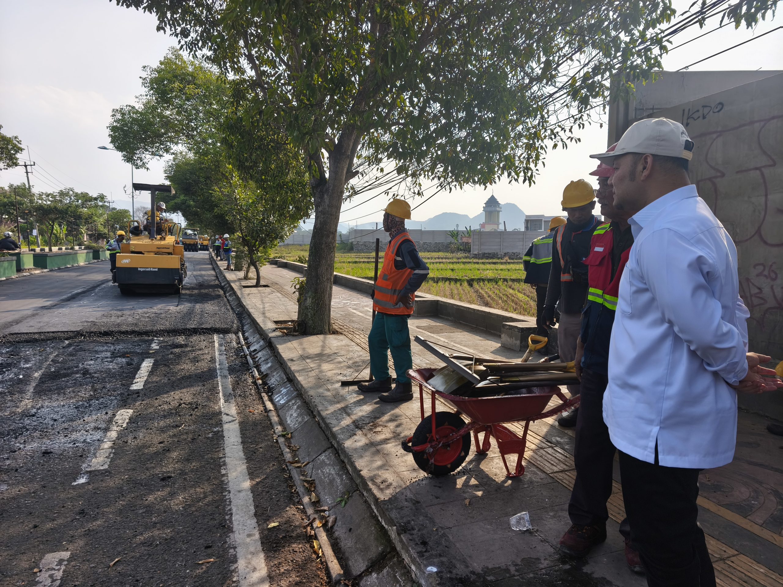 Asep Syamsudin Pastikan Rekonstruksi Jalan Soreang–Bandung Tepat Mutu dan Tepat Waktu