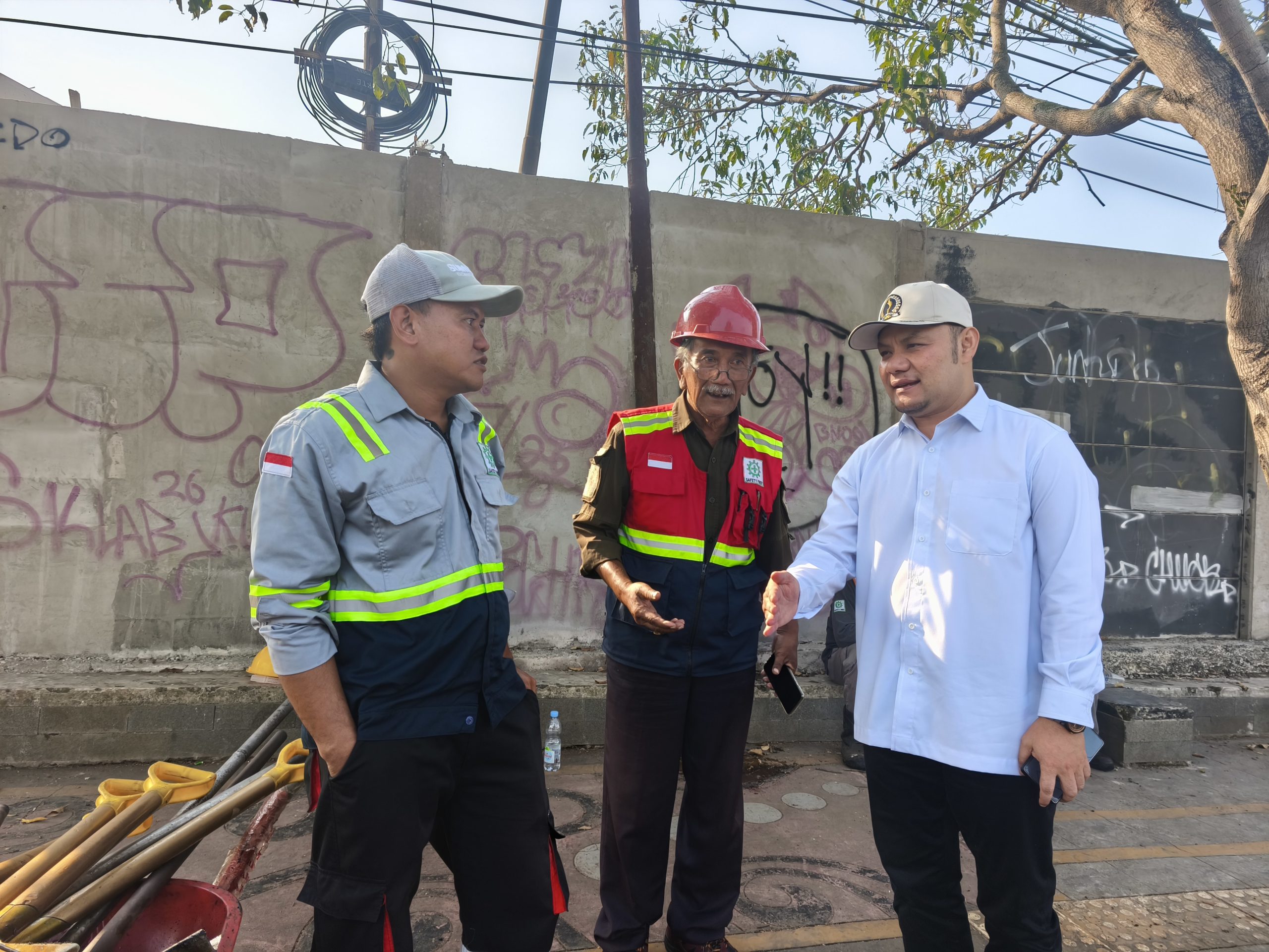 Asep Syamsudin Tinjau Rekonstruksi Jalan Soreang–Bandung, Pastikan Infrastruktur Berkualitas untuk Masyarakat