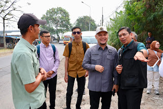 Asep Syamsudin Monitoring Jalan Sapan Bojongsoang, Dorong Percepatan Pembangunan untuk Penanganan Banjir